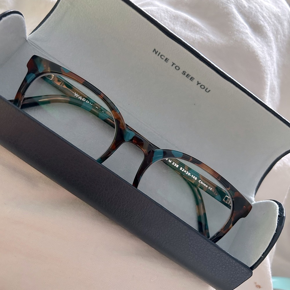 Warby Parker Turtoise Eyeglasses Gillian M238